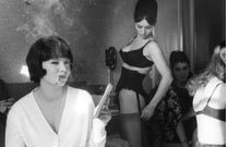 VIVRE SA VIE : FILM EN DOUZE TABLEAUX